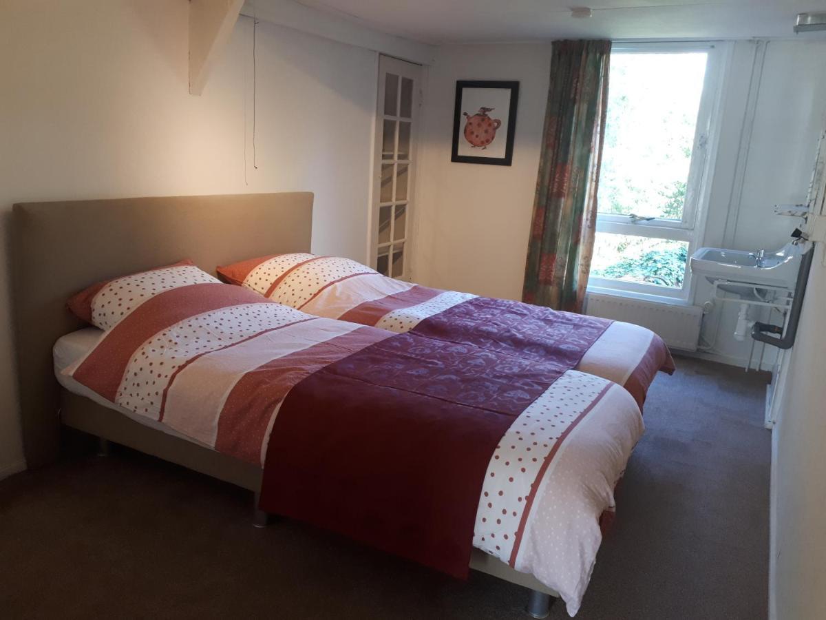Familiehuis Amber ハークスベルヘン エクステリア 写真